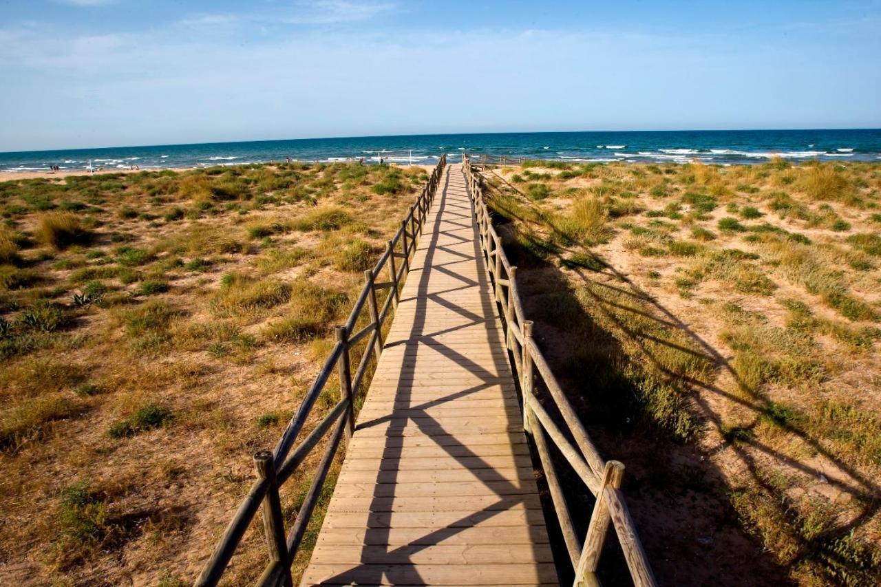 Capri Gandia Primera Linea - Alquiler Solo Familias Playa de Gandia Екстер'єр фото