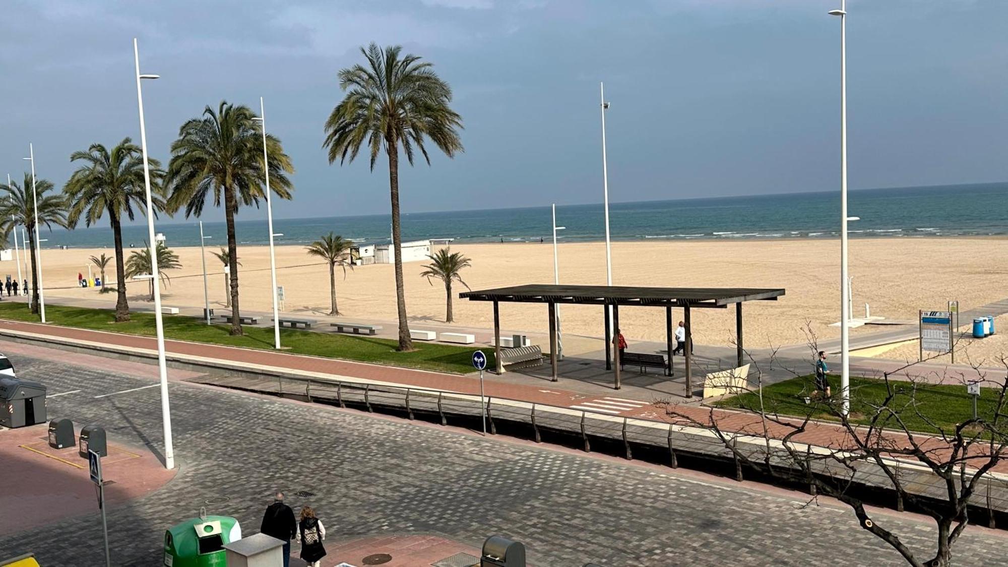 Capri Gandia Primera Linea - Alquiler Solo Familias Playa de Gandia Екстер'єр фото